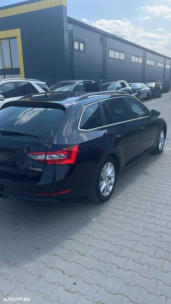 Dezmembram Skoda Superb 3 2.0 diesel din 2017 - 4