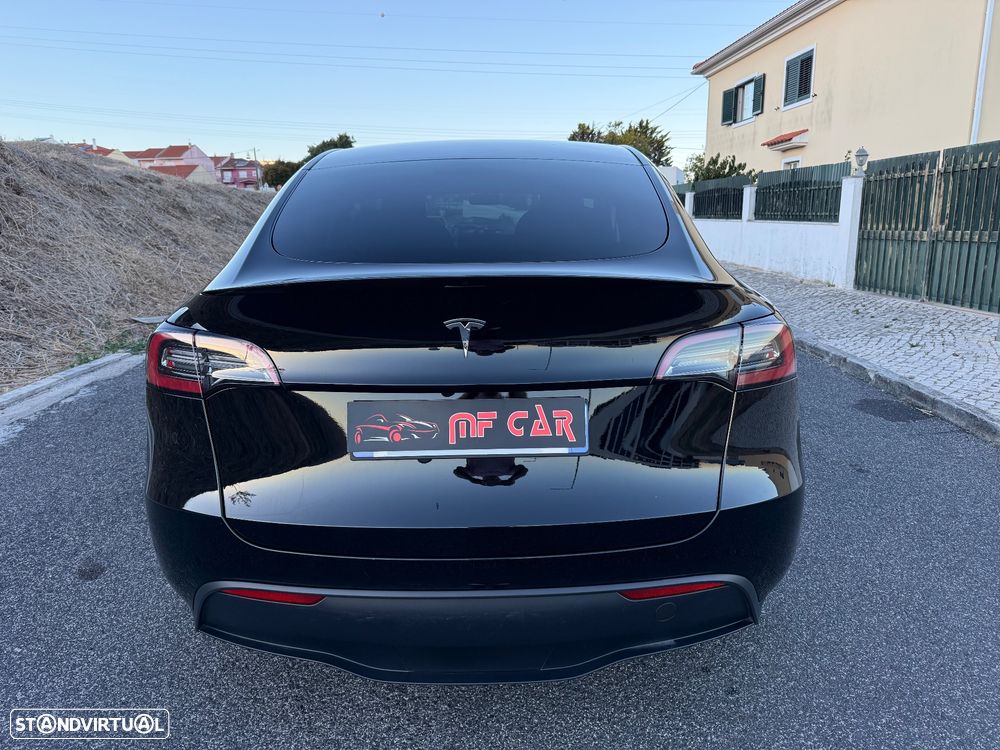 Tesla Model Y 2023 photo 5