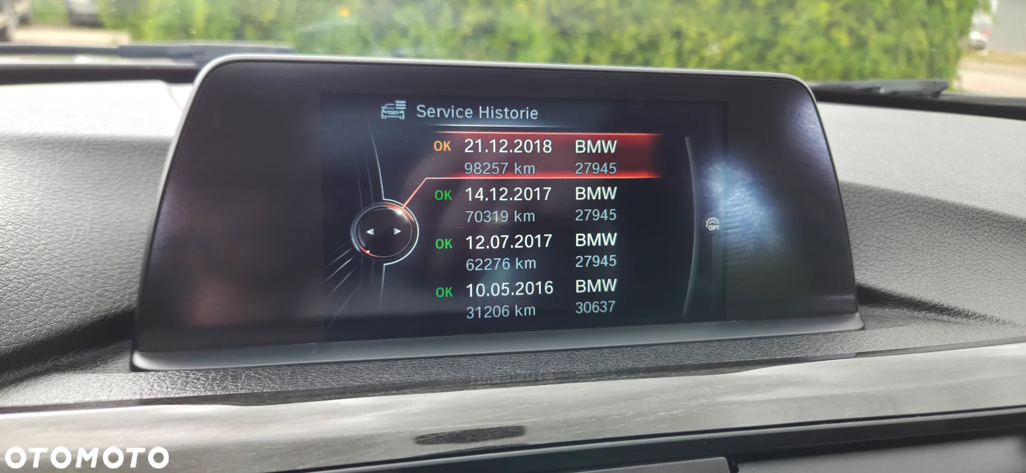 BMW Seria 3 320d Touring xDrive Sport Line - 28
