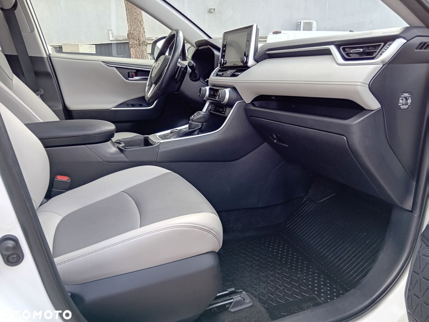 Toyota RAV4 - 33