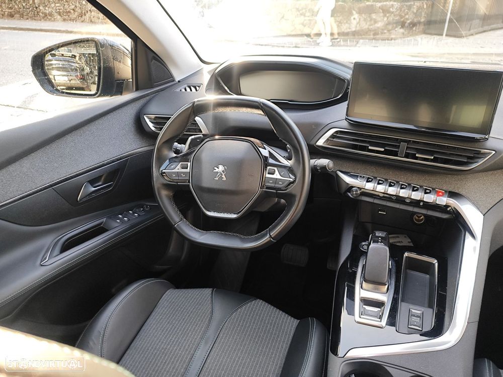 Peugeot 3008 - 11