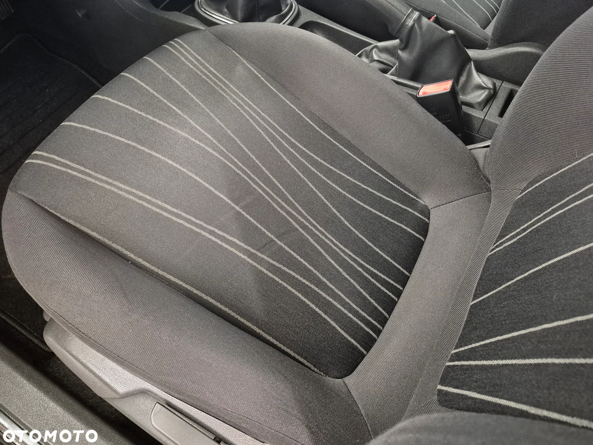 Opel Corsa 1.2 16V - 17