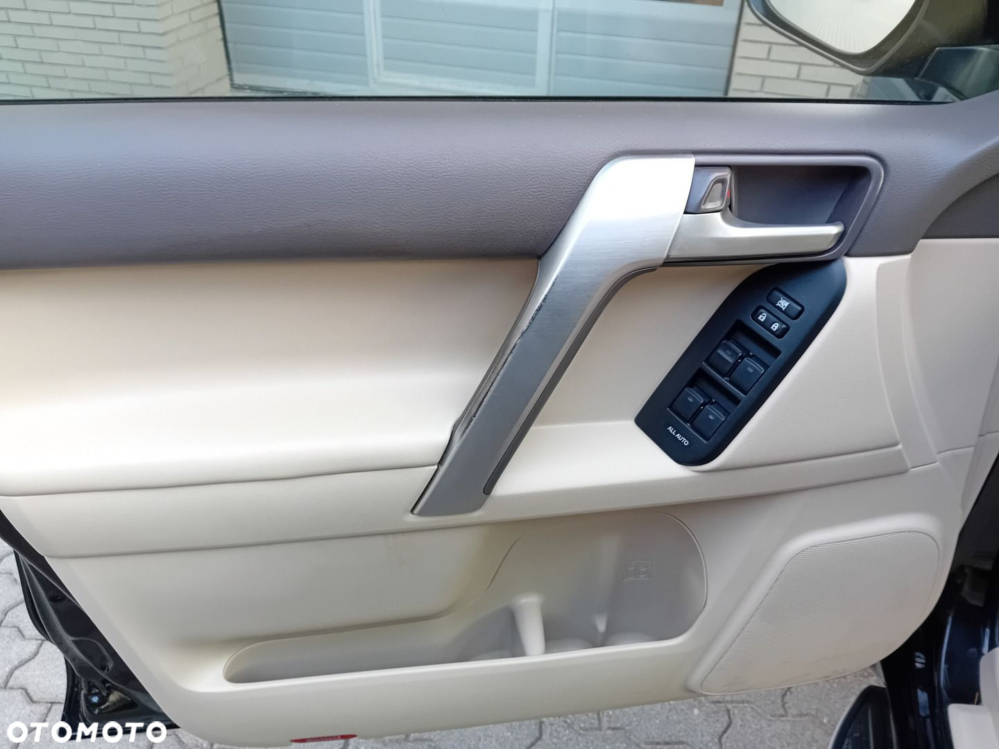 Toyota Land Cruiser LC 2.8 D-4D Invincible - 23