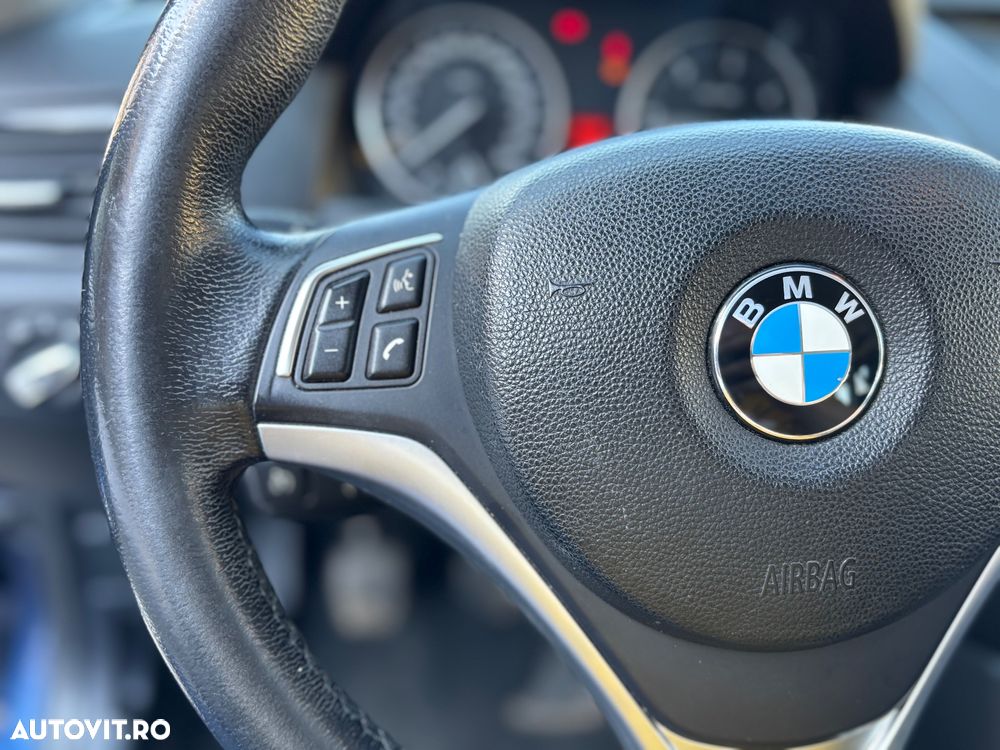 BMW X1 sDrive18d - 10