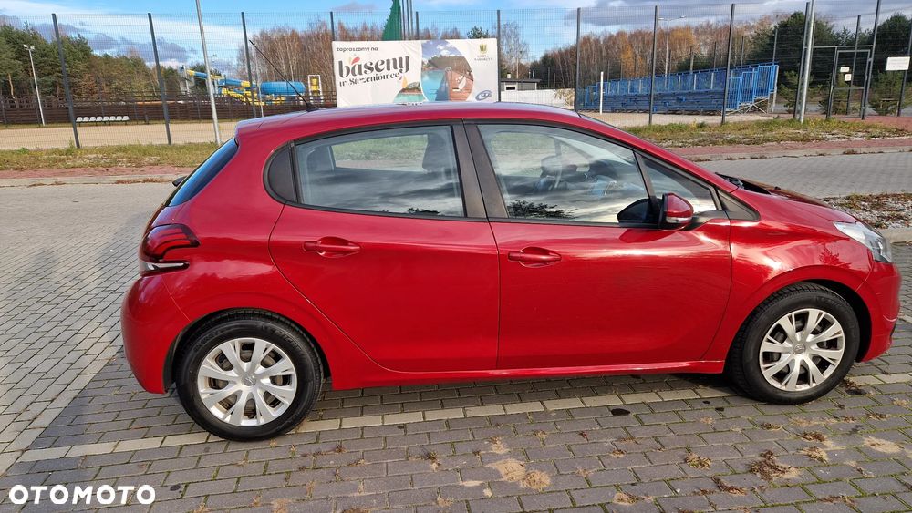 Peugeot 208 1.2 PureTech Allure - 12