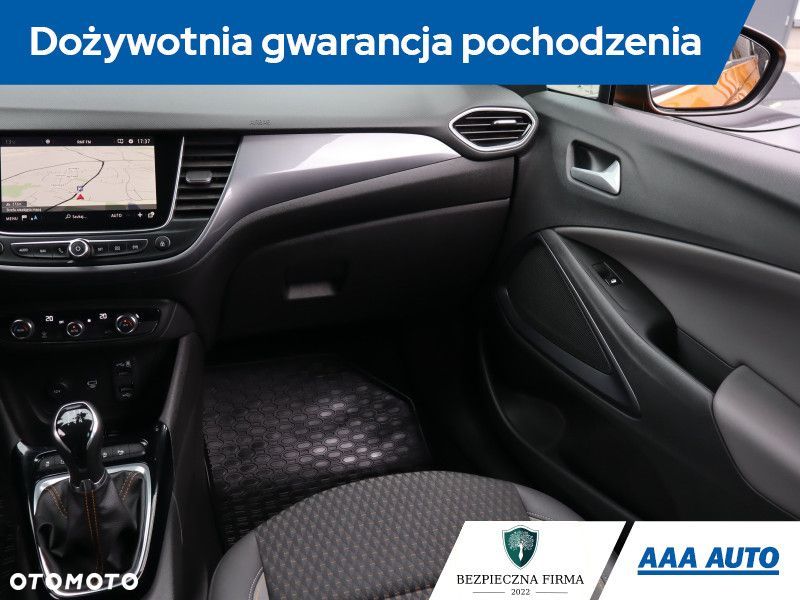 Opel Crossland X - 10