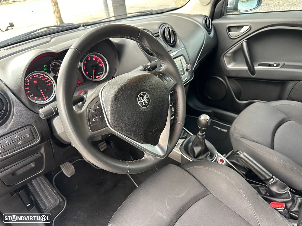 Alfa Romeo MiTo - 16