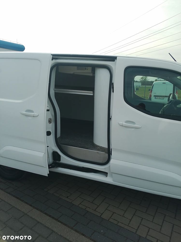 Peugeot Partner Proace Berlingo Combo Doblo L2 Izoterma Chłodnia Salon PL półka Inox 3 osoby - 13