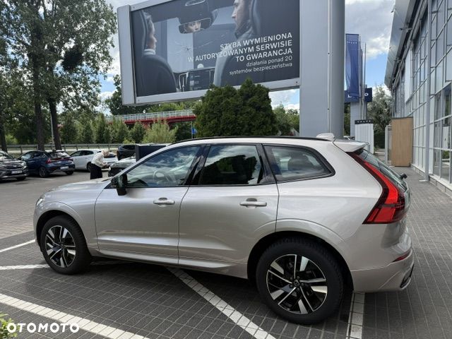 Volvo XC 60 B5 B AWD Plus Dark - 9