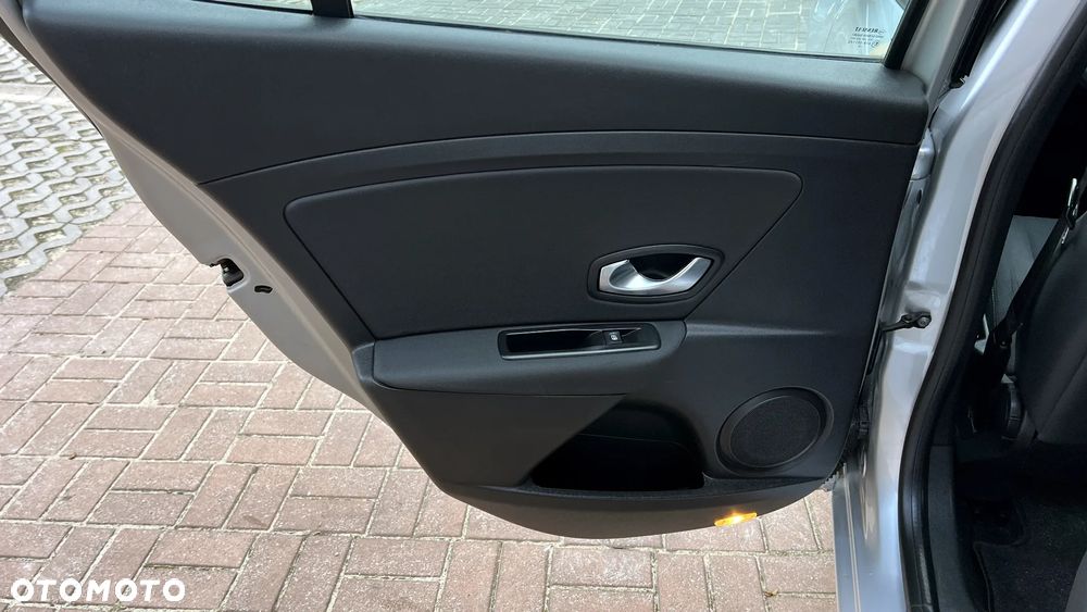 Renault Megane 1.6 16V 100 Expression - 30