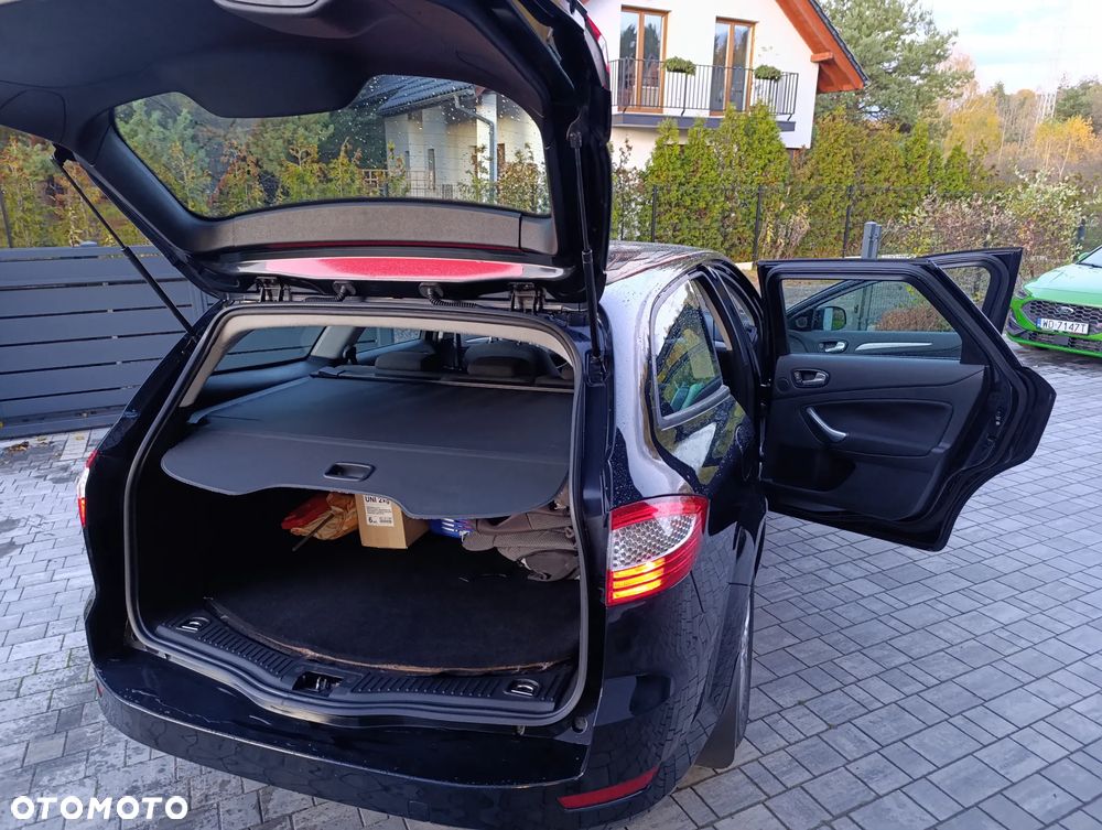 Ford Mondeo 2.0 Ambiente - 6