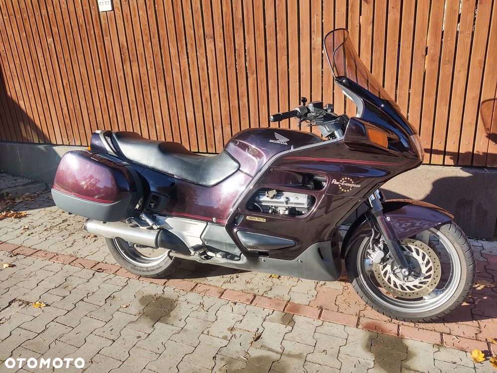 Honda ST - 6