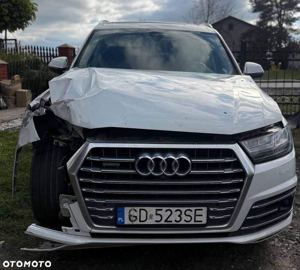 Audi Q7 2017 photo 3