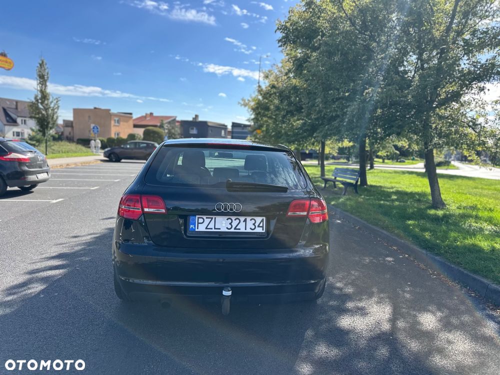 Audi A3 Sportback - 8