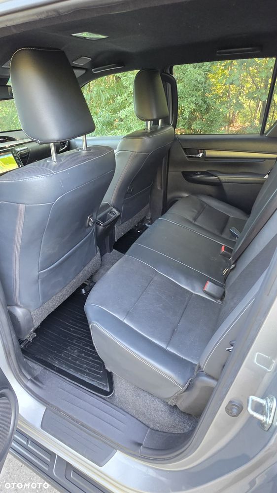 Toyota Hilux 2.8 D-4D Double Cab Invincible 4x4 - 14