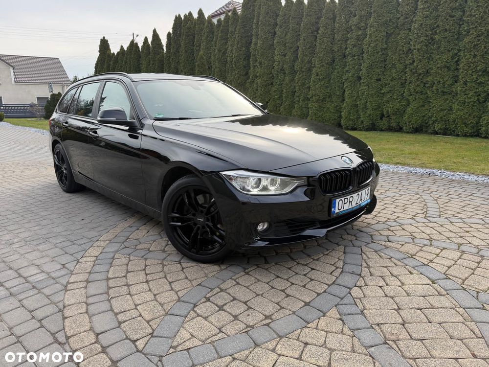 BMW Seria 3 328i xDrive Sport-Aut Modern Line - 2