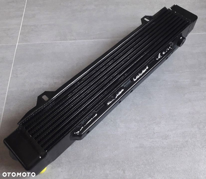 NOWA CHLODNICA MERCEDES W108 W109 W115 W114 W123