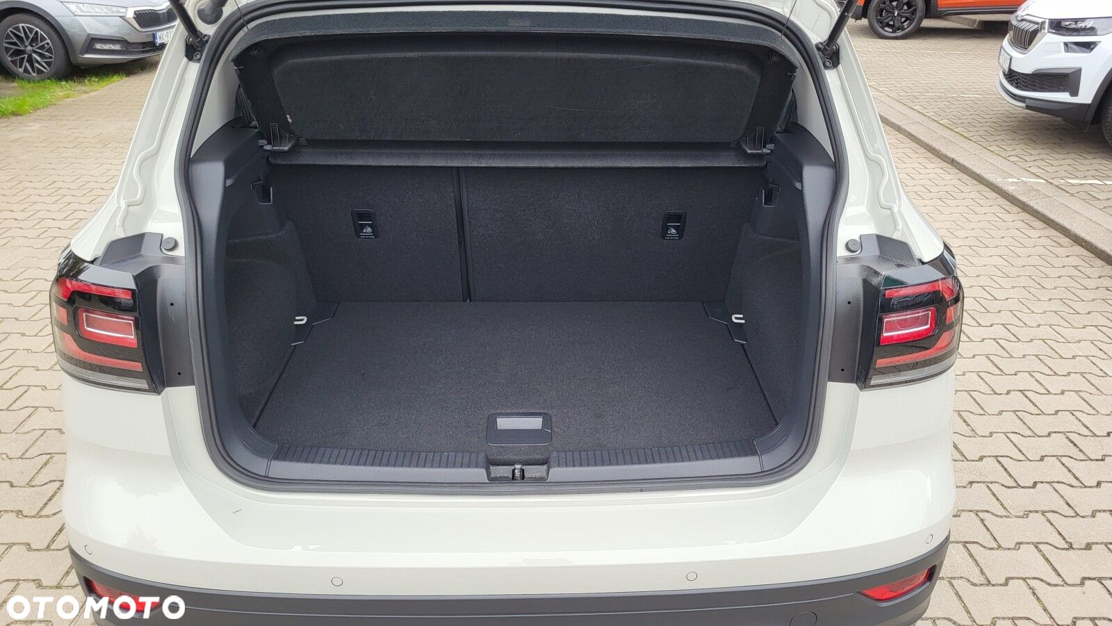 Volkswagen T-Cross - 14