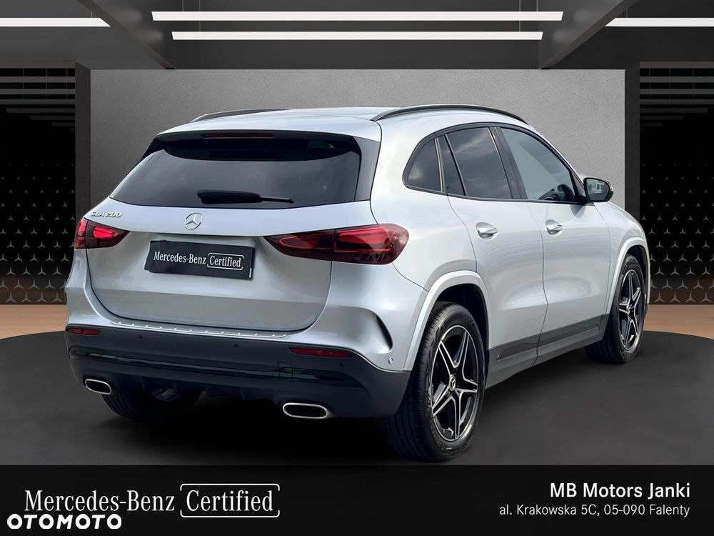 Mercedes-Benz GLA 200 AMG Line - 6