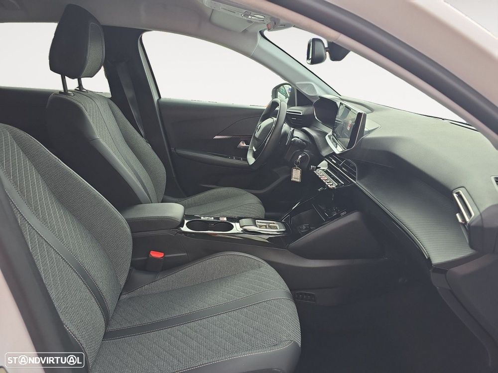 Peugeot 208 1.2 Hybrid Allure e-DCS6 - 15