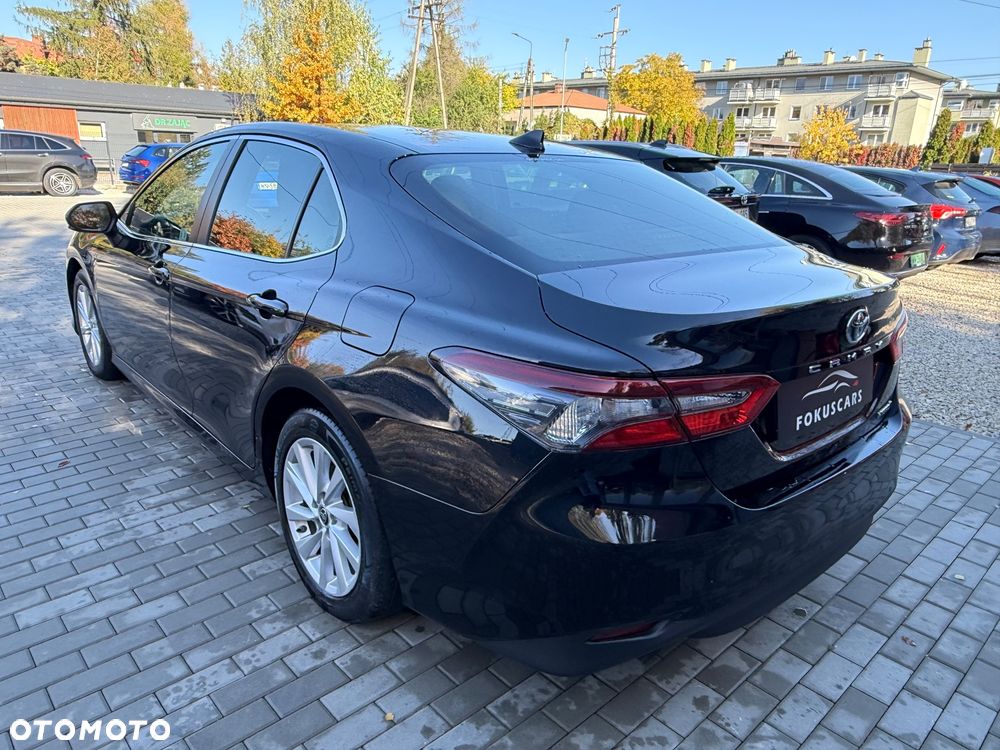 Toyota Camry 2.5 Hybrid Comfort CVT - 14