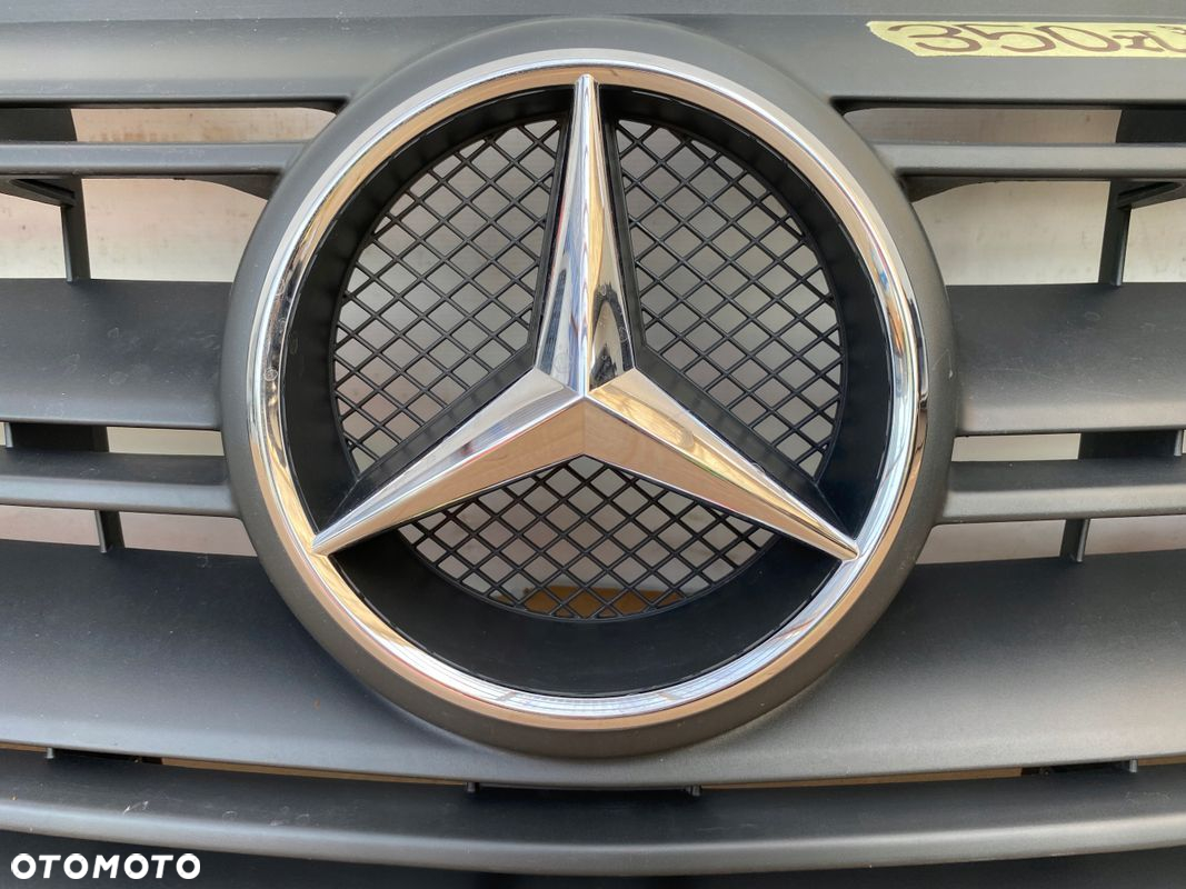 MERCEDES SPRINTER 907 910 16- ATRAPA PLASTIK GRILL Z EMBLEMATEM Oryginał - 3