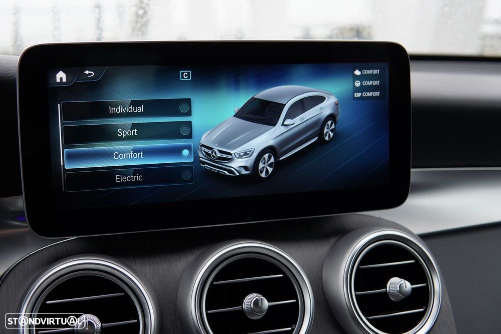 Mercedes-Benz GLC 300 e 4Matic - 41