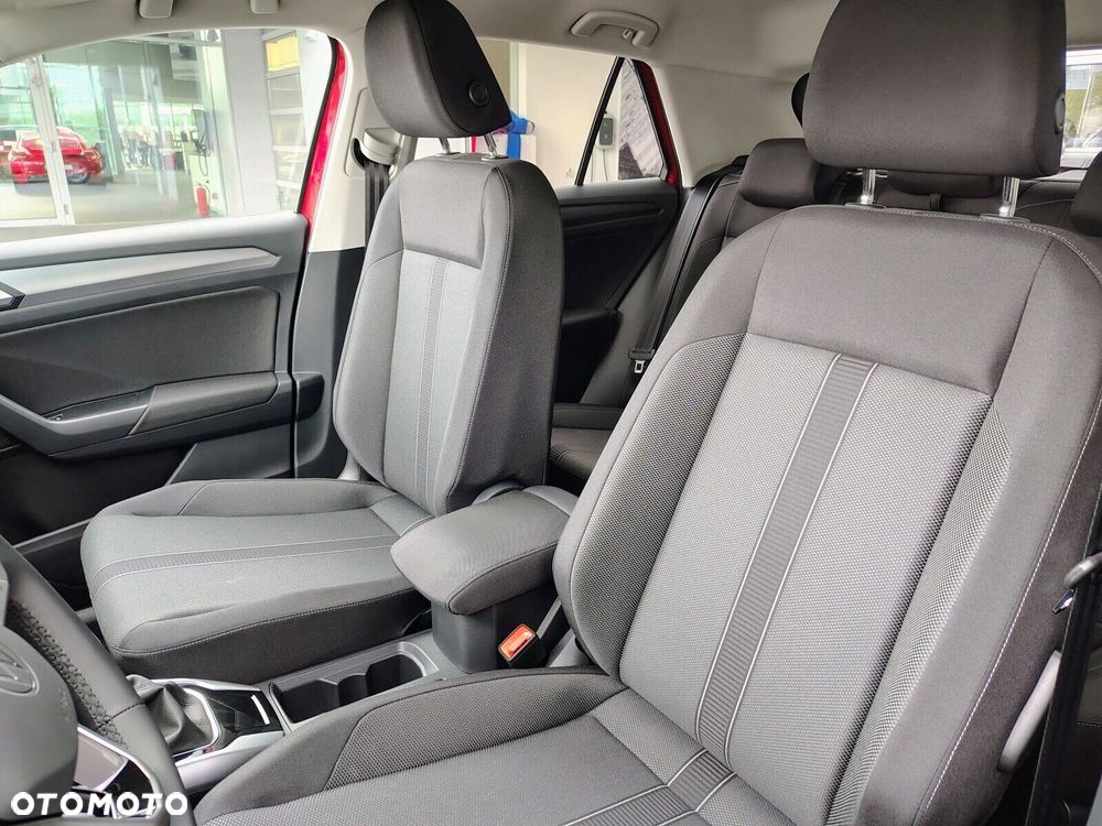 Volkswagen T-Roc - 16