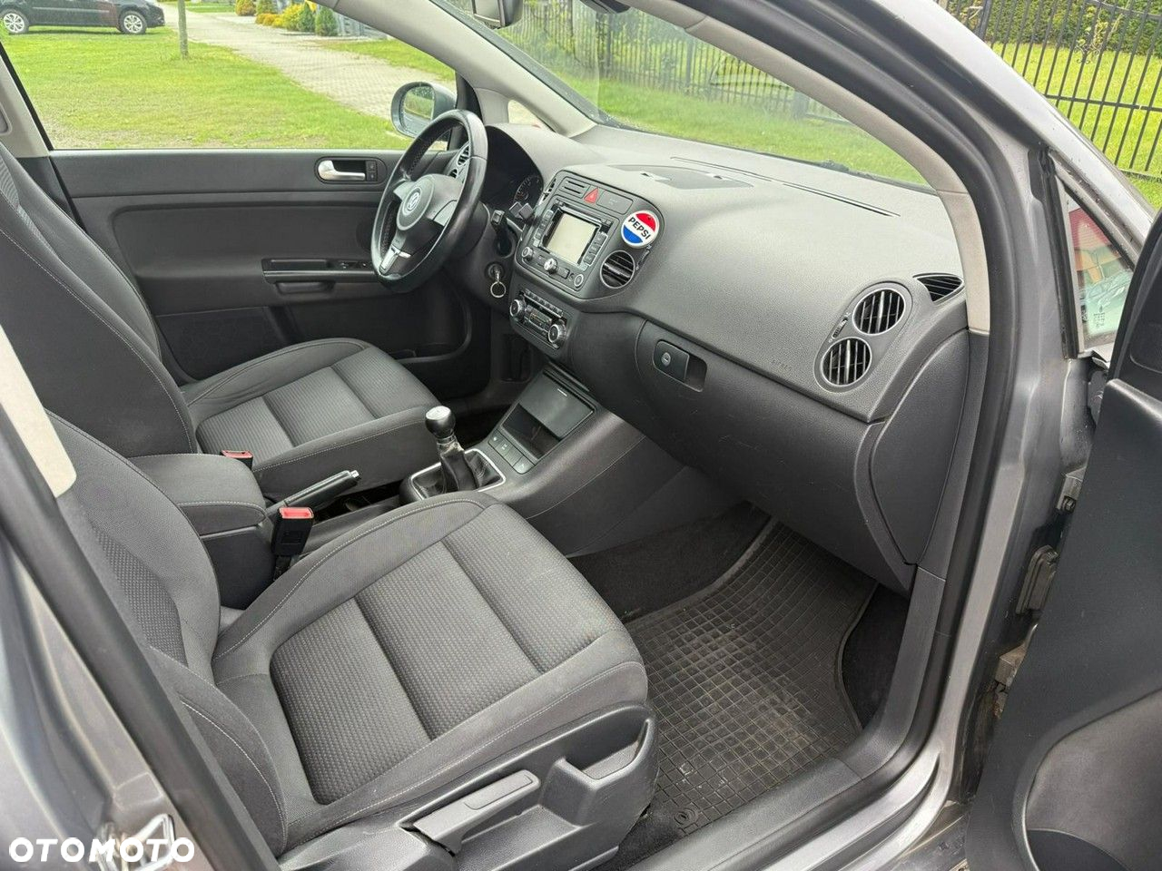 Volkswagen Golf Plus - 14