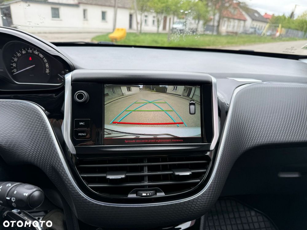 Peugeot 208 PureTech 110 Stop & Start EAT6 Tech Edition - 17
