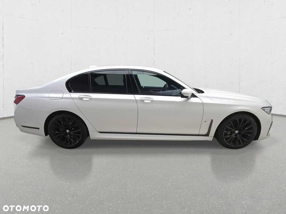 BMW Seria 7 - 8