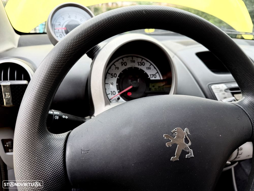 Peugeot 107 1.0 Urban - 38