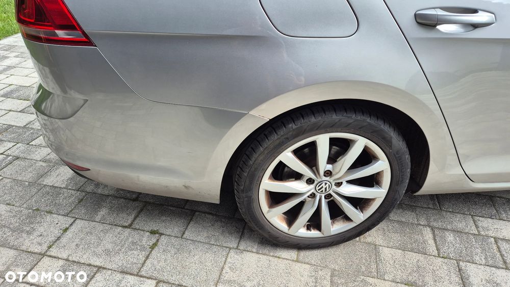 Volkswagen Golf 1.4 TSI BMT Comfortline - 16