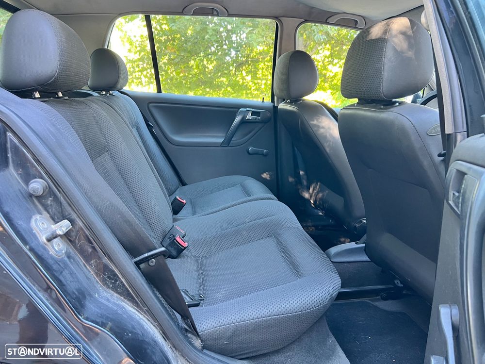 VW Polo 1.4 TDi Confortline - 8