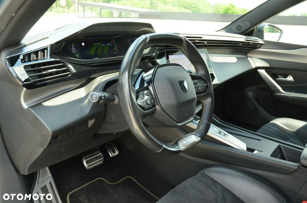 Peugeot 308 BlueHDi 130 EAT8 GT EXCLUSIVE - 20