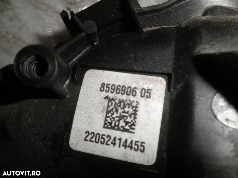 Galerie admisie BMW X1 F48 2.0 D 8596906 859690605 8570791 857079101 - 3