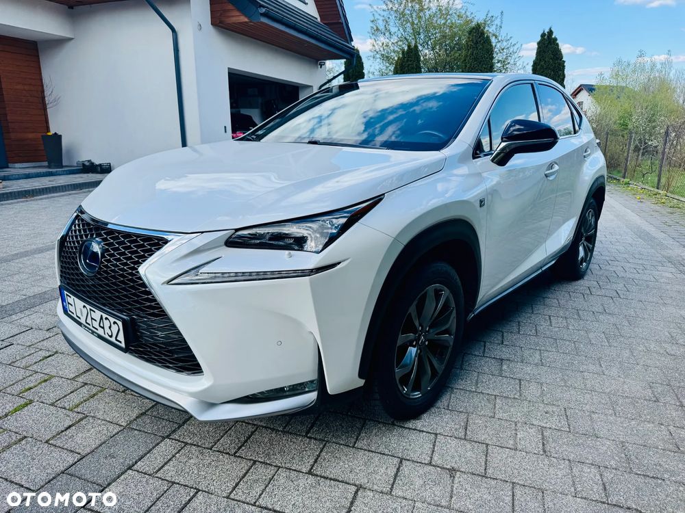 Lexus NX 300h F Sport AWD - 3