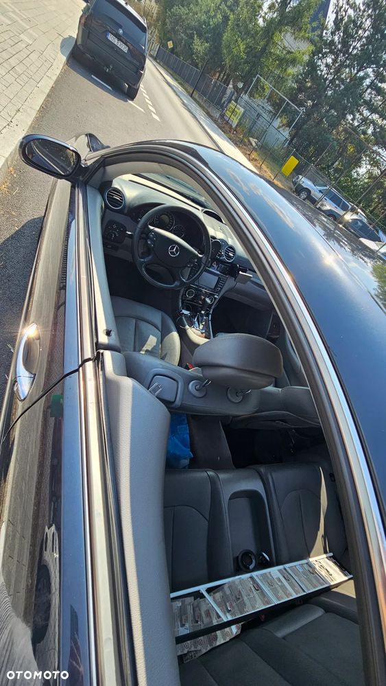 Mercedes-Benz CLK Coupe 350 7G-TRONIC Elegance - 29