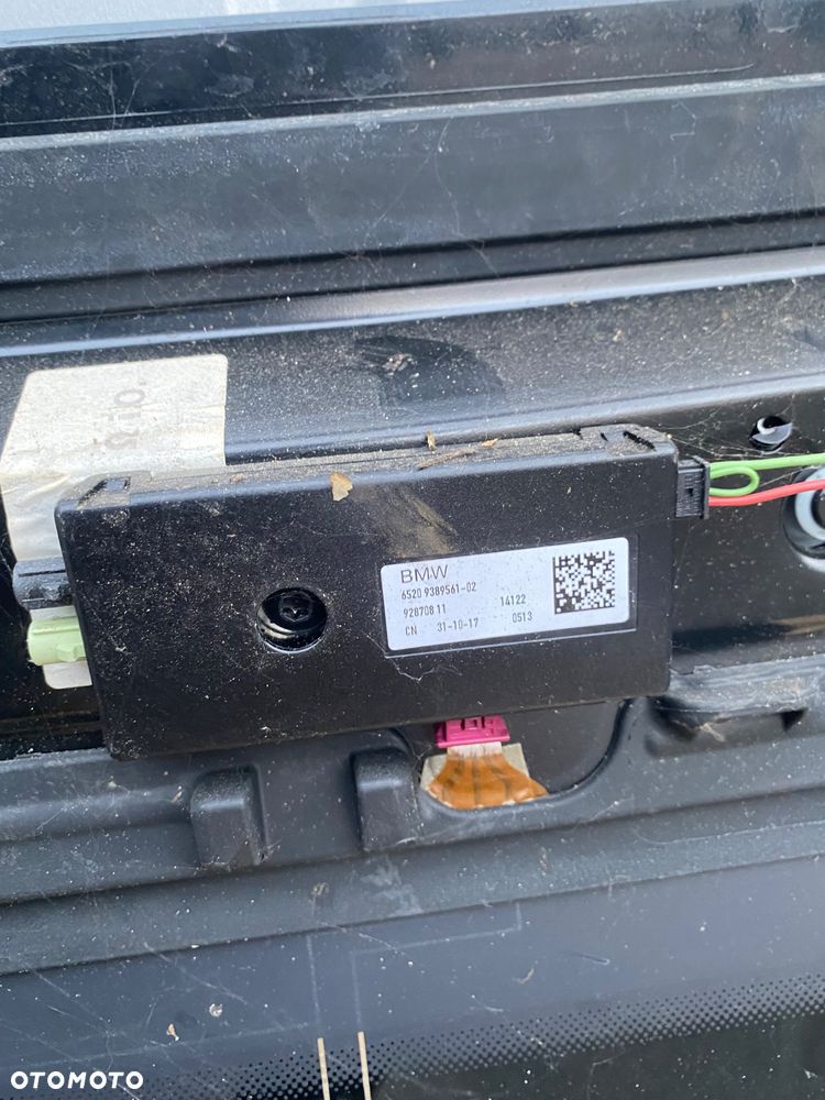 BMW V 5 serie 5-serie G31 G 31 kombi ORYGINALNA PRZYCIEMNIANA CIEMNA SZYBA TYLNA TYLNIA TYŁ KLAPY BAGAŻNIKA  W KLAPĘ  ORYGINAŁ z klapy tylnej  tylniej seria 5 + spoiler + wycieraczka Wwa - 7