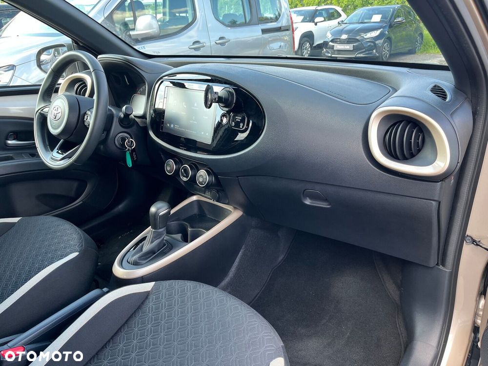 Toyota Aygo X 1.0 VVT-i Style CVT - 5
