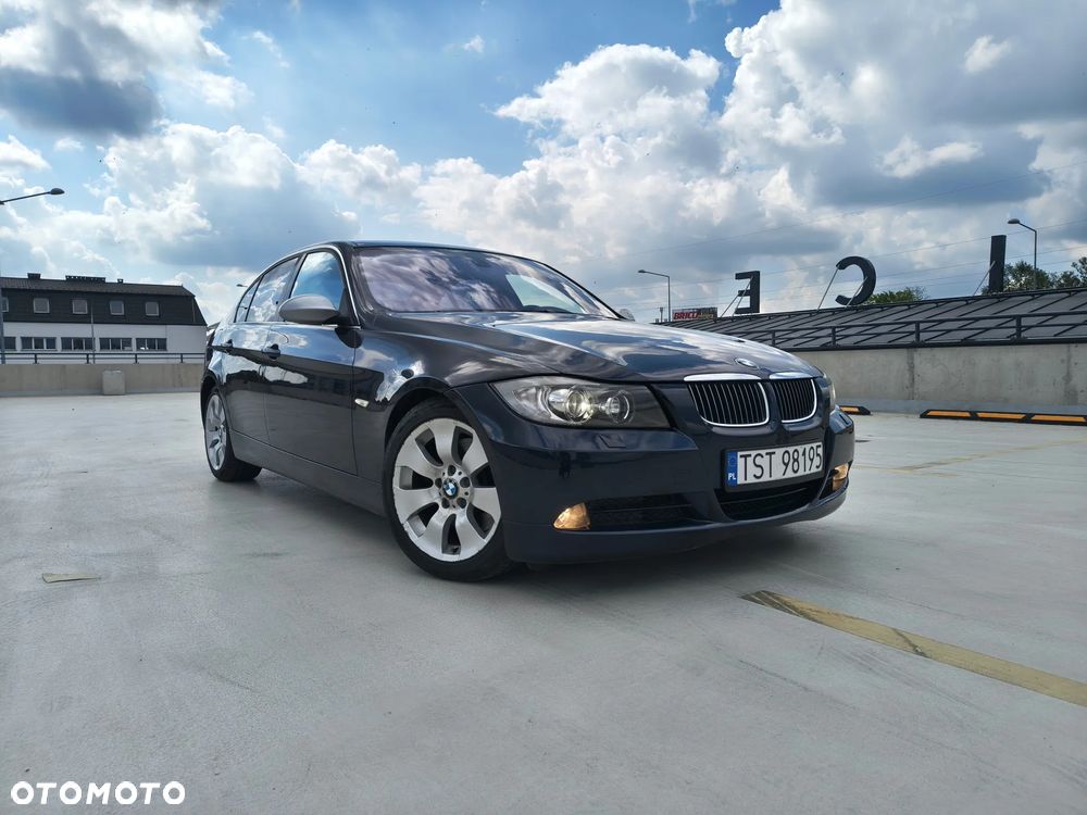 BMW Seria 3 330xi - 1