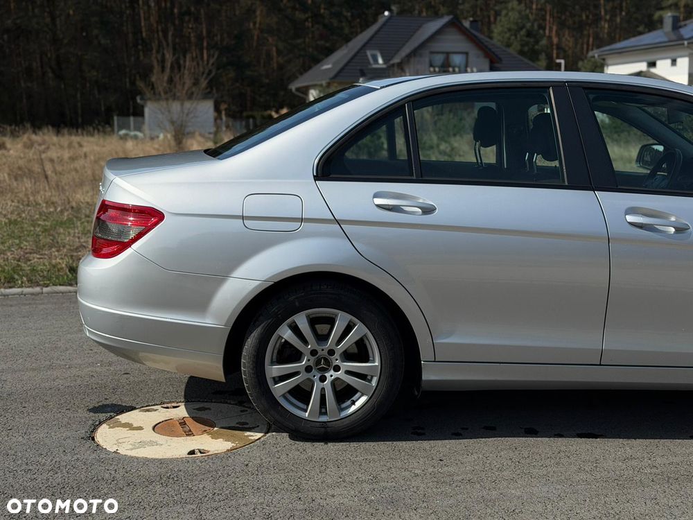 Mercedes-Benz Klasa C 180 Kompressor Elegance - 11