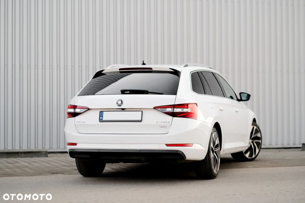 Skoda Superb 2.0 TDI DSG L&K - 14