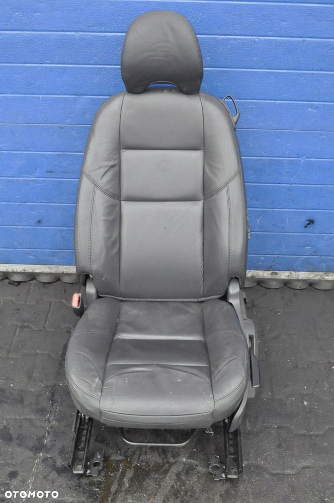 VOLVO C30 FOTEL KIEROWCY SKÓRA - 1