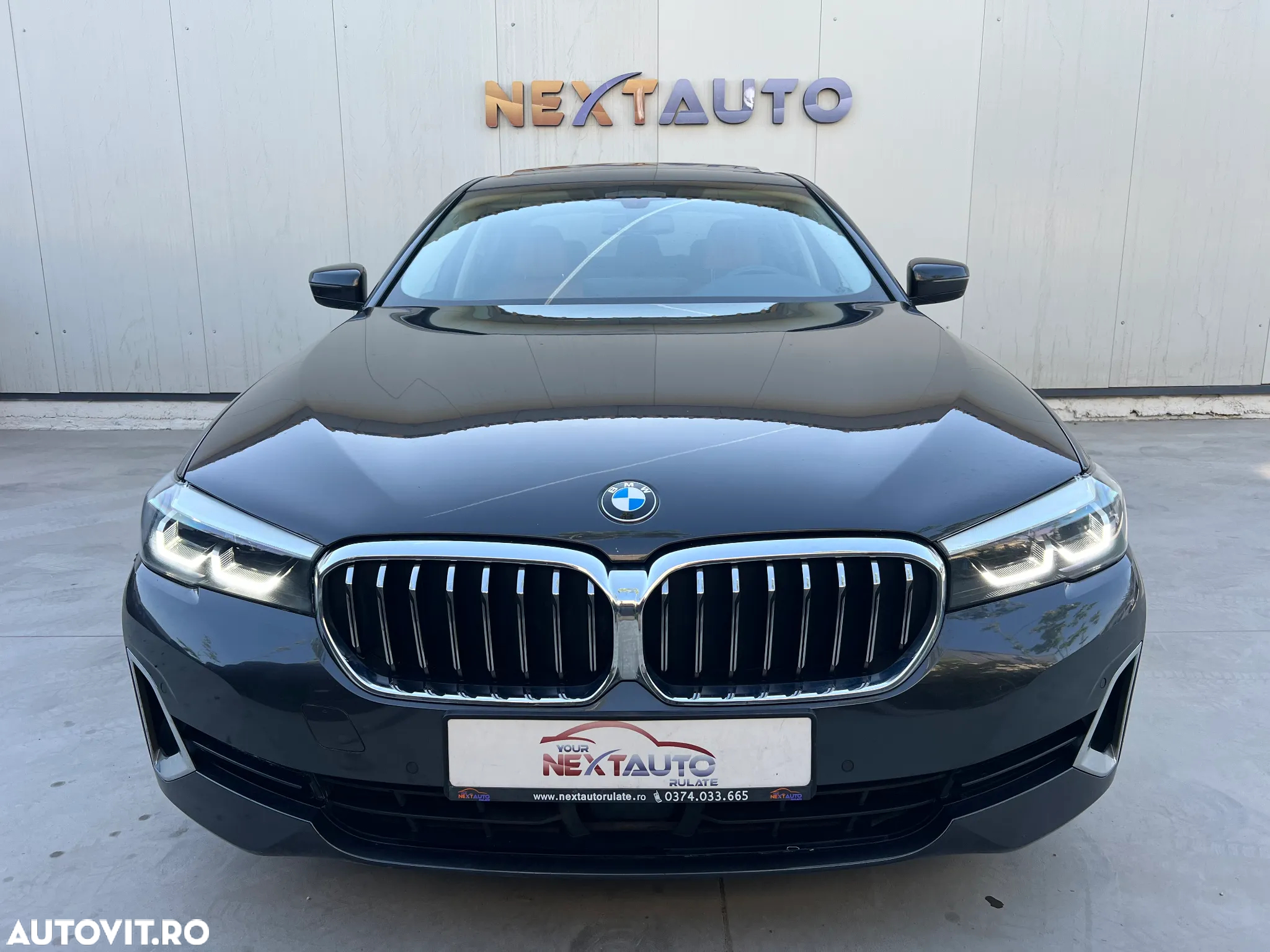 BMW Seria 5 530d xDrive AT MHEV - 31