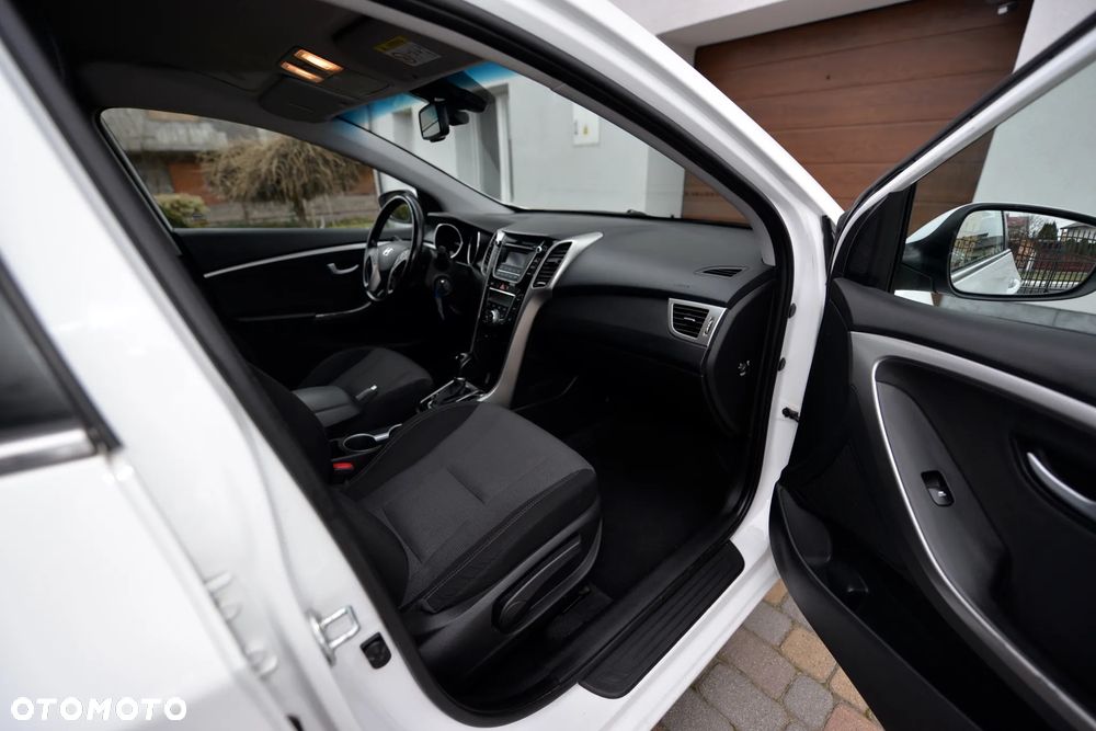 Hyundai i30 1.6 CRDI DCT Premium - 12