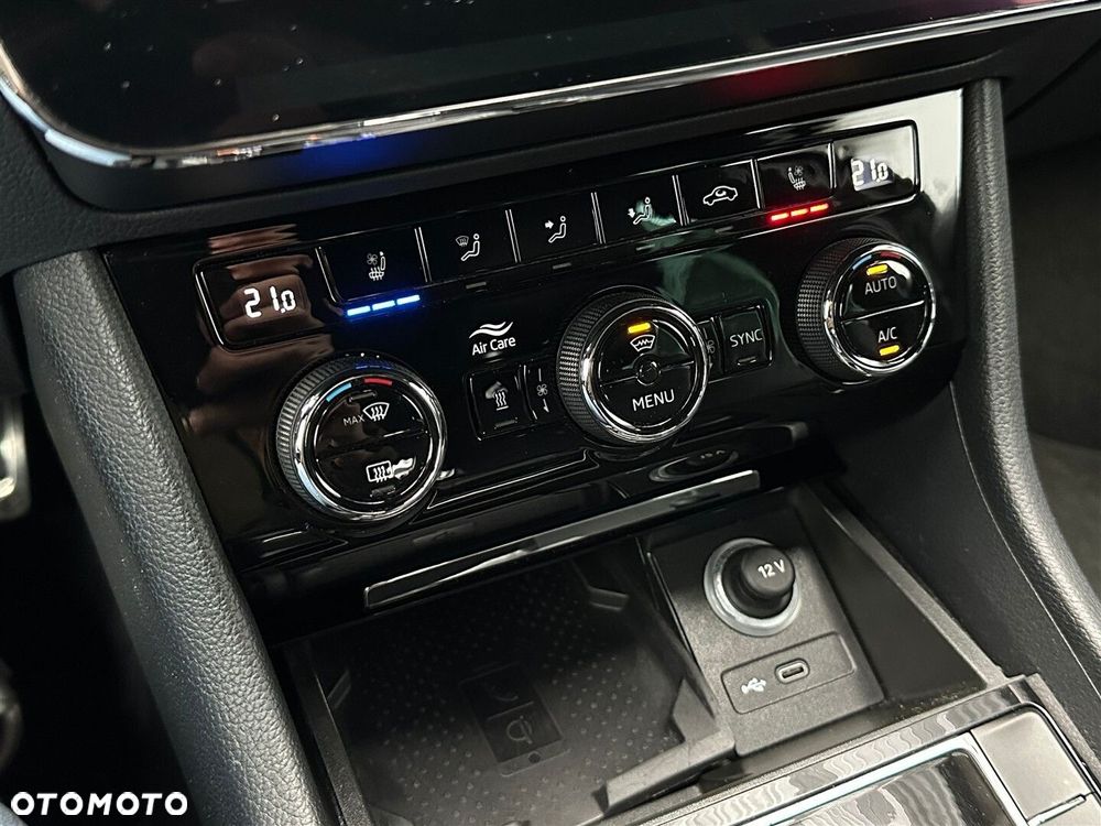 Skoda Superb 2.0 TSI 4x4 L&K DSG - 21