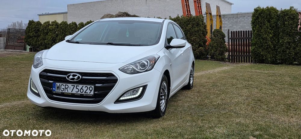 Hyundai i30 1.6 GDI BlueDrive Premium - 1