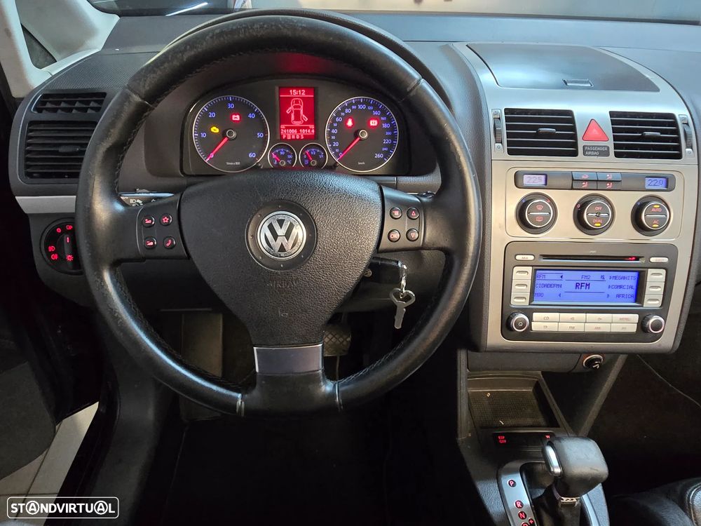 VW Touran 1.9 TDi Highline DSG 7V 7L - 22