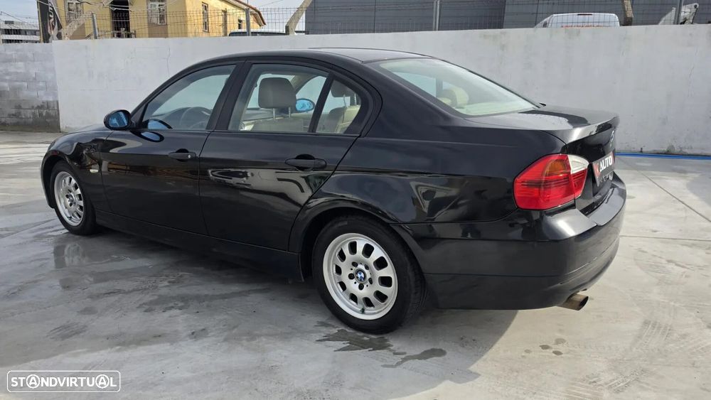 BMW 318 d - 3